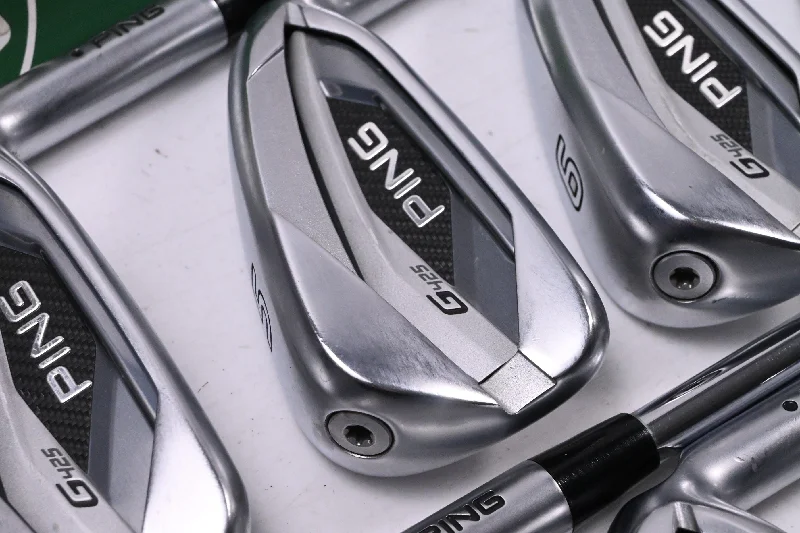 Ping G425 Irons / 4-PW+GW / Black Dot / X-Flex Ping AWT 2.0 Shafts