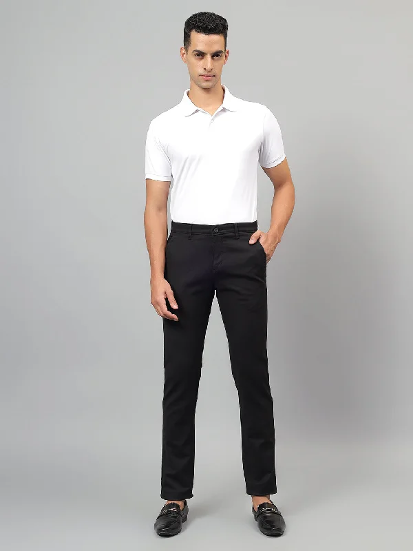 Men's Black Solid Non-Pleated Casual Trouser