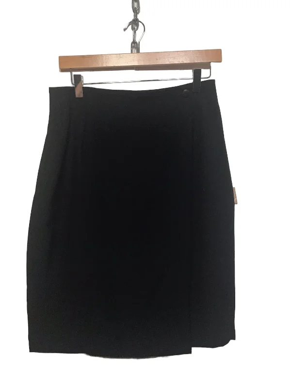 Black Wrap Skirt (Size L)